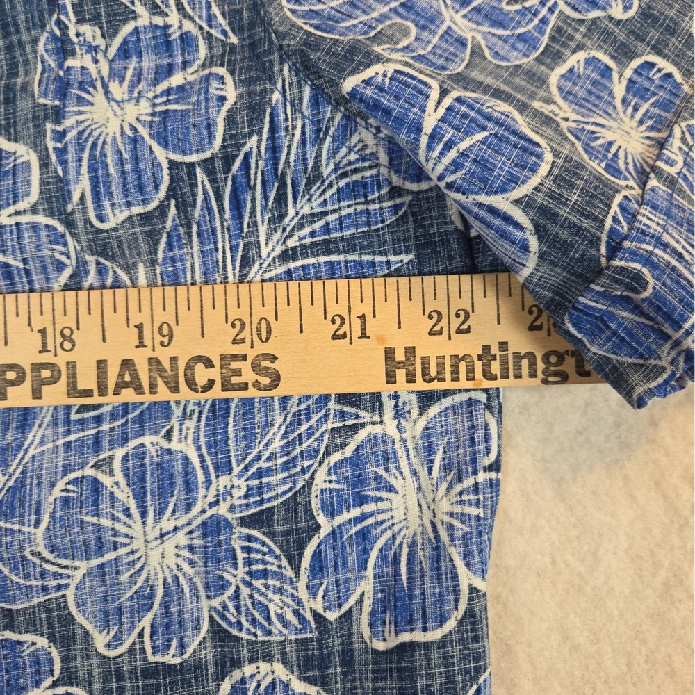 Kentucky Wildcats Hawaiian Shirt Mens L Blue Floral Top Of The World NCAA NWT - Picture 6 of 8